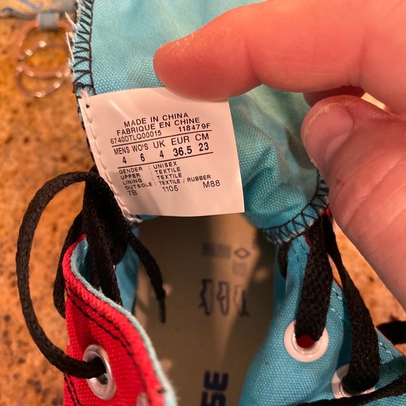 CONVERSE Custom Designed XOXO - Picture 6 of 6